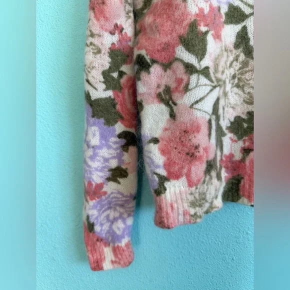 💐 NWOT Joie Floral Crewneck Sweater - Picture 3 of 4
